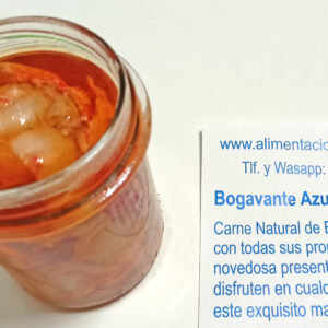 El Bogavante Azul o Langosta Azul es un marisco cuya coloración azul brillante le hace destacar de entre otras especies de bogavante. Nuestro Bogavante Azul es capturado principalmente en aguas profundas del océano Atlántico. Su carne es especialmente valorada para elaborar recetas gourmet de todo tipo. El Bogavante Azul que les presentamos es un producto con alto contenido en Omega 3, NO LLEVA CONSERVANTES NI ADITIVOS Y SIN GLUTEN. Es carne pura y natural de Bogavante azul. Este Bogavante Azul es un marisco cocido en agua del Mar Cantábrico para conservar de ese modo todas sus propiedades. Gracias a comprar carne de Bogavante Azul en conserva Ud se beneficia de un precio estable durante todo el año de su marisco preferido y con el Ud podrá elaborar recetas de Bogavante Azul con pasta, Bogavante Azul con ensaladas, Bogavante Azul en tortillas, Bogavante Azul con sushi, Bogavante Azul con arroces, Bogavante Azul con revueltos, Salpicón de Bogavante Azul, Bogavante Thai, Lobster roll, etc. No lo dude y compre Bogavante Azul en conserva con auténtica carne de Bogavante y sin nada más, y verá como gracias a el podrá enriquecer y dotar de un sabor a auténtico marisco a todas sus recetas, aunque Ud viva lejos del mar… Comprar Bogavante Azul (carne) en conserva Marisco del Océano Atlántico en tarros de 250 gr neto Comprar Marisco Bogavante Azul en conserva Comprar Carne de Bogavante Azul Sin Coservantes Ni Colorantes y Sin Gluten comprar Carne Natural de Bogavante Azul del Océano Atlántico