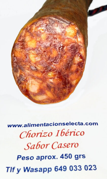 Chorizo Ibérico en piezas de unos 450 grs aproximadamente de puro Chorizo Ibérico elaborado de forma natural y secado durante más de 6 meses en secaderos naturales para garantizar su exquisita curación, sabor y untuosidad y dotado de un aroma intenso pero de textura firme y compacta que hará las delicias de cualquier amante de los productos ibéricos caseros, para una vez en boca recordarnos esos aromas y sabores de la niñez que tan difíciles son de encontrar hoy en día en los productos a la venta en grandes superficies y supermercados tradicionales. Todo el cuerpo de este exquisito chorizo ibérico artesano se encuentra rodeado de los brillantes colores rojizos de la carne y los aderezos de fina grasa que juguetean entre ellos para demostrarnos una vez más que estamos ante una exquisita pieza de Chorizo Ibérico elaborado a base de cerdos ibéricos criados en libertad, que nos dan la oportunidad de disfrutar o regalar un exquisito manjar de la dieta mediterránea rico en proteínas y en disfrute de todos nuestros sentidos. Su proceso de curación de más de 6 meses le dota de un intenso sabor y aroma propio de los productos ibéricos caseros que tanto nos gustan a la hora de saborear un producto seleccionado y recomendado de tan altísima gama gastronómica. Sus brillantes tonos rojizos al corte nos enseñan claramente que el cuerpo carnoso de nuestro Chorizo Ibérico mezclado sabiamente con el resto de ingredientes de nuestra receta de secreto ibérico ancestral van a conseguir darnos un gusto exquisito en nuestro paladar que hace que una vez abierta una pieza de chorizo ibérico en nuestra mesa, esta vaya a durar muy poco tiempo colgada en nuestra despensa o la de nuestros invitados Recomendamos para aprovechar al máximo todas las propiedades del Chorizo Ibérico, sacarlo de su funda de vacío unas 24 / 48 horas antes de irlo a servir, ya que de esa manera todas sus propiedades y aromas tendrán tiempo suficiente para orearse y una vez entrado el aire en su cuerpo y piel carnosa mostrarnos todos los aromas de tan exquisita pieza de auténtico chorizo Ibérico casero. Esta pieza de Chorizo Ibérico con Sabor Casero ha sido elaborada con las mejores piezas de nuestros cerdos ibéricos criados en dehesas a campo abierto para conseguir así que su carne y musculatura tengan un desarrollo uniforme en su sabor y textura, y una vez en boca nos proporcionen toda una jugosa experiencia donde se mezclan la curación en secaderos, la crianza a cielo abierto, la riqueza de la naturaleza de nuestras dehesas y la sabia recete de varias generaciones familiares elaborando auténticas piezas de Máxima Calidad de Chorizo Ibérico con Sabor Casero de verdad. Recomendamos consumir el Chorizo Ibérico Casero a temperatura ambiente entre 20 y 25ºC y después de haberlo sacado de su funda de vacío unas 24 / 48 horas antes. Después de su primer consumo, y si es que ha quedado algo, recomendamos guardarlo en sitio seco y fresco alejado de la luz. Y si quiere comprar un Lote de Productos Ibéricos Sabor Casero en nuestra web le ofrecemos nuestro Lote Gourmet Ibérico compuesto por 3 piezas de 450 gramos aprox cada una con 1 Caña de lomo Ibérico 1 Salchichón Ibérico y 1 Chorizo Ibérico que harán las delicias de su paladar o de aquellas personas a las que regale tan exquisito Lote de Productos Ibéricos Seleccionados dispuestos a competir con cualquier otro Producto Gourmet capaz de componer una exquisita Cesta de Regalos Gourmet Ibéricos Lote de Productos Ibéricos elaborados a base de las mejores carnes y piezas del cerdo Ibérico donde resaltan sus característicos colores vivos y sus potentes aromas tradicionales  Vendemos la mejor Calidad de Productos Ibéricos con envío a domicilio a toda España y Europa incluida. Nuestros Productos Ibéricos como el Lomo el Chorizo ó el Salchichón Ibérico presentados en piezas de 450 grs aproximadamente cada uno han tenido un proceso de maduración y desecación que les da su característico olor sabor y color y que les hace incomparables con otros productos de carácter más industrial que Ustedes pueden comprar en grandes superficies Es probable que si compara los precios de otros Lotes de productos Ibéricos supuestamente elaborados de manera tradicional y vendidos en grandes superficies comerciales estos les parezcan a priori más baratos pero les Garantizamos de verdad que la Calidad de nuestros Chorizos salchichones y Lomos Ibéricos les va a sorprender Los Productos Ibéricos Ofertados en este lote se van a caracterizar al corte por un picado grueso y una constante infiltración de la grasa en la musculatura de los animales que representa la verdad de su crianza en campo abierto y que hace que a la hora de consumir estos productos Ibéricos Usted pueda disfrutar de todas sus cualidades organolépticas desde que abre el vacío Esta jugosidad en boca hace de nuestra Selección de Productos Ibéricos un regalo perfecto no solo para compartir en familia regalos etc sino como ingrediente imprescindible para el sector de hostelería y restauración por su exquisita relación precio calidad Y si desea comprar Lotes de Productos Ibéricos en cantidades grandes haga ahora una prueba comprando este pack oferta de 3 piezas de productos ibéricos y pídanos después precio para más cantidad a través de nuestro wasapp Estamos tan seguros de la gran Calidad que les ofrecemos en nuestros Chorizos Lomos y salchichones Ibéricos que les aseguramos que ni las Mejores Recetas Caseras de España se acercan al resultado final de este exquisito manjar curado del Cerdo Ibérico que aquí les presentamos Nuestro mejor premio a la Calidad es que Ustedes prueben esta oferta de Salchichón Chorizo y Caña de lomo Ibérico y nos comenten después qué les ha parecido nuestro Lote Garantizamos la Calidad Sabor y Olor de nuestros Productos Ibéricos elaborados con los mejores cerdos criados en libertad en nuestras dehesas para una vez en fábrica ser tratados como auténticas piezas de joyería capaz de transmitir una vez cortados el sentimiento de sabor a naturaleza plena que Ustedes están buscando en nuestros productos Ibéricos Seguro que tiene amigos o compañeros de trabajo que ya han probado la excelente calidad de nuestros Lotes de Productos Ibéricos a los que intentan imitar en las mejores recetas caseras de la matanza ofrecidas en internet por famosos cocineros tradicionales No podemos garantizar este precio del Lote de Chorizo Caña de Lomo y Salchichón Ibérico sabor Casero de manera indefinida aproveche esta oferta de la dehesa Española ya que nuestra producción es limitada en el tiempo debido al largo proceso de maduración de nuestros productos Lote de Productos Ibéricos compuesto por 3 piezas de 450 gr aprox cada una con 1 Caña de Lomo Ibérico 1 Chorizo Ibérico y 1 Salchichón Ibérico elaborados de manera Artesanal con las mejores piezas de nuestros cerdos criados en total libertad como refleja el color y aroma de cada pieza 1 Caña de Lomo de 450 gr aprox 1 Salchichón Ibérico de 450 gr aprox y 1 Chorizo Ibérico de 450 gr aprox componen este Lote de Productos Ibéricos con Sabor Casero realmente exquisitos y listos para degustar o regalar gracias a su excelente precio de venta Si Ud es un amante de los Productos Ibéricos de Mercadona 5 Jotas Navidul Barrica Monteluz etc  les animamos a que compren este Lote de Productos Ibéricos y compare precios y calidades les aseguramos que no les vamos a decepcionar y que sólo van a desear repetir Caña de Lomo Ibérico Chorizo Ibérico y Salchichón Ibérico elaborados artesanalmente con las mejores piezas y carnes de nuestros cerdos ibéricos Españoles criados en dehesas en total libertad para darle a cada pieza ese sabor color y aroma que sólo le puede dar la naturaleza Si quiere comprar el mejor lote de embutidos Ibéricos de España con Portes Gratis para toda la península este es su Lote Oferta con 1 Caña de Lomo Ibérico 1 Chorizo Ibérico y 1 Salchichón Ibérico Total casi 1,5 kilos de auténticos Productos Ibéricos con Sabor Casero de nuestras dehesas Lote de Productos Ibéricos con 1 pieza de Caña de Lomo Ibérico 1 Chorizo Ibérico y 1 Salchichón Ibérico Caña de Lomo Ibérico Chorizo Ibérico y Salchichón Ibérico para comer o regalar y quedar como Reyes Cada pieza de Lomo Chorizo y Salchichón tiene un peso aproximado de 450 gr de puro sabor Ibérico Son embutidos Ibéricos de altísima calidad elaborados con las mejores carnes de cerdos en libertad   Comprar Lote de Productos Ibéricos al mejor precio y dese el gustazo de probar algo diferente Lomo Ibérico Chorizo Ibérico y Salchichón Ibérico al mejor precio y con Portes Gratis en Península