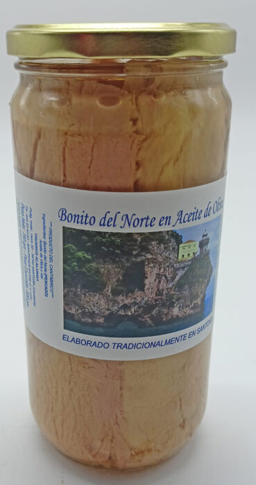 Comprar Bonito del Norte tarro Gigante de 750 gr de peso neto cada tarro de cristal comprar Bonito del Norte Grande Elaborado Artesanalmente en Santoña Pescado a Caña para no dañar su cuerpo Bonito en Conserva Delicatessen del Mar Cantábrico Bonito del Norte con Exquisito Sabor y una Suave Textura que acompañan su carne bañada en el Mejor Aceite de Oliva Español Tarros de cristal Artesanos 100% donde cortamos sus lomos de forma transversal para hacer penetrar mejor el Aceite de Oliva entre su preciado cuerpo No espere a que se le agoten sus actuales tarros de Bonito del Norte y pruebe la mejor calidad de Bonito del Norte en tarro Gigante de Santoña y España Vendemos la mejor Calidad de Bonito del Norte en tarro Gigante y en Aceite de Oliva de España y por supuesto las Mejores Anchoas y Conservas Artesanales de España seleccionando el Mejor Producto con Denominación de Origen en las lonjas de Santoña Cantabria y España al mejor precio. Nuestras Conservas Gourmets de Bonito del Norte Gigante son elaboradas costera a costera seleccionando el mejor Pescado de las Lonjas de Cantabria, Galicia y Vizcaya para luego elaborarlo en Santoña y desde allí enviarlo a su domicilio en solo 24 48 horas. Estas Conservas de Bonito del Norte Grande y Anchoas Caseras de Santoña son ideales para preparar Cestas de Navidad, Regalos de Empresa, Regalo para Clientes y Amigos, regalos para médicos, regalos para abogados etc. Por su excelente Calidad de Sabores y Texturas y su Selección en origen en las Mejores Lonjas del norte de España estas conservas de pescado son el Mejor Regalo Gourmet Español posible Estas Conservas Delicatessen son ideales para compartir en Ensaladas Gourmet Tortillas Españolas con Anchoas de Santoña en Bocadillos para Sibaritas con Pimientos de Piquillo Gracias a su excelente precio de transporte merece la pena comprar por lotes de varios tarros de cristal de Bonito del Norte Gigante para regalar y para regalarse Cada lomo de Bonito del Norte Gigante ha sido cortado a cuchillo uno a uno para no dañar su carne y preservar todo su sabor original intacto no desmigando su cuerpo Su calidad de Elaboración Artesanal es merecedora de los Mejores Premios en Ferias Internacionales de todo el mundo. Si aún Si no sabe dónde comprar el Mejor Bonito del Norte Gigante en cómodos tarros de cristal y en pack oferta precio por lote, pruebe a comprar estos tarros de cristal de Bonito del Norte Gigante de Alimentación Selecta y les damos nuestra palabra de que no se van a arrepentir de la compra gracias a su extraordinario sabor, textura y jugosidad. Compre ahora Bonito del Norte Grande Calidad gourmet y disfrute en su paladar o utilice para regalo el Mejor Bonito del Norte de España Seguro que tiene amigos o compañeros de trabajo que ya han probado la excelente calidad de nuestras Conservas Gourmet de Santoña y Cantabria, pregúnteles si están contentos con nuestras conservas de Bonito del Norte en Gigante y verá lo que le cuentan No podemos garantizar este precio de manera indefinida aproveche esta oferta de Bonito del Norte en tarro Grande de Costera Oferta Precio por lote ya que la producción anual es limitada debido a la estricta selección de pescado que realizamos en la lonja de Santoña Comprar Bonito del Norte en tarro Gigante Thunnus Alalunga Oferta Tarros de 750 gr Elaborados en Santoña filete a filete lomo a lomo Pescados a Caña Pez a Pez de manera tradicional Bonito del Norte Calidad ORO Bonito del Norte Gigante Calidad Gourmet Thunnus Alalunga pescado a caña pez a pez y cortados sus lomos de forma transversal para hacer penetrar mejor el Aceite de Oliva entre su cuerpo Comprar Bonito del Norte Grande elaborado Cien por Cien Artesanalmente pez a pez con una Calidad Insuperable de la que damos palabra de su calidad Comprar Oferta tarros de cristal Exquisitos con el Mejor Bonito del Norte Gigante del Cantábrico Perfecto para Ensaladas Bocadillos mezclar con Pimientos o Anchoas de Santoña Bonito del Norte Calidad Oro al mejor precio Estos Tarros de Bonito del Norte Gigantes son realmente tan Jugosos que van a querer mezclarlos no solo en ensaladas tortillas con pimientos rojos etc sino que también van a utilizarlos para comer como plato entrante único Son Realmente lomos de Bonito del Norte Exquisitos Comprar Bonito del Norte en conserva en tarros grandes junto con la Mejor Anchoa de Santoña sistema abre y come son la Mejor Pareja de Productos Gourmet de Santoña Cantabria y España repetirán seguro La Mejor Oferta de Productos Gourmet Españoles capturados y Elaborados Artesanalmente en el Mar Cantábrico con la Mejor Relación Precio Calidad Bonito del Norte y Anchoas de Santoña Caseras Estamos tan seguros de la Calidad del Bonito del Norte Gigante y de la Anchoa de Santoña que les presentamos en conserva, que les rogamos nada más probarla por favor nos comenten sus impresiones Una vez que ustedes reciban su pedido de Bonito del Norte Gigante o Anchoas recibirán también un completo listado con todos nuestros otros productos a la venta El Mejor Sabor del Mar Cantábrico reunido en Tarros de cristal Gigante de Bonito del Norte Elaborados íntegramente en Santoña Pack Oferta Productos Gourmet Españoles del Mar Cantábrico con Bonito del Norte Gigante Artesano 100% Si no sabía dónde comprar el Mejor Bonito del Norte Gigante de España ahora ya lo sabe, en Alimentación Selecta elaboramos el Mejor Bonito del Norte Gigante de España y se lo enviamos a domicilio en tan solo 24 48 horas. Comprar el Mejor Bonito del Norte Grande con envío a domicilio incluido nunca fue tan fácil, denos una oportunidad y pruebe el Mejor Bonito del Norte Gigante en conserva de España y disfrute en su casa de uno de los mejores sabores del Mar Cantábrico en su mesa con sólo hacer un click en nuestra web. Receta para elaborar el Mejor Bonito del Norte: nuestra receta de Bonito del Norte es tan fácil que asusta, sólo se trata de comprar en la lonja de Santoña el Mejor Bonito del Norte, llevarlo a la fábrica, lonchearlo, añadirle el mejor aceite de oliva de España, y una mínima pizca de sal y meterlo en conserva para poder hacérselo llegar a Ustedes con todas las garantías. Así de fácil y de sencilla es nuestra receta del Mejor Bonito del Norte de Alimentación Selecta. Recetas con Bonito del Norte como ingrediente principal: Con Bonito del Norte podemos preparar ensaladas camperas, ensaladas mixtas de pimientos del Piquillo y Bonito del norte en escabeche, Salmorejo con Bonito, Charlota de tortilla con Bonito en escabeche, Sushi de Bonito, Pizza Marinera con Anchoas de Santoña y Bonito, Tartaletas con Gorgonzola y bonito del norte, Pimientos del Piquillo rellenos de Bonito, Escalivada de Anchoas de Santoña y bonito, Bonito Gigante en tarros grandes sobre rodajas de tomate fresco, huevos rellenos de Bonito Como ven la multitud de recetas de Bonito del Norte son casi tan infinitas como su imaginación quiera improvisar, y además todas ellas son recetas muy sencillas, ricas y fáciles de preparar. En homenaje al que es el mejor monumento de Santoña el Faro del Caballo hemos elaborado esta etiqueta y este tarro de cristal Gigante de nuestro Bonito del Norte en Aceite de Oliva de 750 gr de peso neto con una fotografía recreación de lo que era el Faro del Caballo en sus orígenes, con la casa del farero a su lado, con las increíbles vistas del Mar Cantábrico y la bahía de Santoña a sus pies y con sus 763 escalones de descenso desde el monte Buciero de Santoña hasta tocar el suelo del propio faro. Por desgracia no hemos encontrado un tarro de cristal Gigante que tuviese exactamente 763 gr de peso neto para homenajear debidamente a nuestro Faro del Caballo, y por eso hemos utilizado este tarro de cristal de 750 gr que es el más parecido a esos 763 escalones de bajada que tiene nuestro Gigante Faro del Caballo de Santoña. Así que con este tarro de cristal Gigante de 750 gr toca a casi gramo por escalón descendido ó ascendido hasta el Faro del Caballo de Santoña origen de nuestro exquisito Bonito del Norte en Aceite de Oliva de 750 gr de peso neto. GRACIAS POR SU CONFIANZA Y A DISFRUTAR DE LOS TARROS GIGANTES DE BONITO DEL NORTE DE ALIMENTACIÓN SELECTA!!.