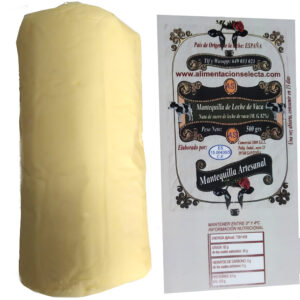 Mantequilla Casera Artesanal 500 grs rulo de mantequilla elaborada con leche de vaca sin colorantes ni conservantes. Mantequilla con sabor intenso y textura mantecosa en boca Mantequilla para acompañar y elaborar tanto recetas y postres dulces como recetas saladas de cocina Mantequilla elaborada a base de seleccionar la mejor leche controlando aquellas vacas que dan menos leche a diario pero que aportan más grasa en su ordeño Mantequilla Artesana con Calidad Garantizada para que Usted elabore sus mejores recetas aportando un toque diferente casero en su sabor final - Vendemos la mejor Calidad de Mantequilla casera artesana con envío a domicilio a toda España y Europa incluida. Nuestra mantequilla artesana es el resultado de dejar reposar la nata 24 horas antes de empezar a elaborarla de manera que su sabor se asiente y potencie todas sus cualidades organolépticas naturales Es probable que si compara los precios de otras mantequillas supuestamente elaboradas también con métodos artesanos y vendidas en grandes superficies comerciales como la mantequilla de Mercadona Aldi Arias, la mantequilla de Soria, la mantequilla de Airas Moniz Chantada mantequillas de la Jarradilla etc estas les parezcan a priori más baratas pero les Garantizamos de verdad que la Calidad de nuestra Mantequilla Artesana les va a sorprender Si Usted quiere saber dónde comprar Mantequilla de Leche de Vaca Artesana sólo tiene que ver y probar esta mantequilla que le presentamos y en cuanto pruebe su sabor y vea lo fácil que es elaborar con esta mantequilla cualquier tipo de receta de cocina o de pinchos y bocadillos verá que su calidad es de lo mejor del mercado Esta Mantequilla de Leche de Vaca es ideal no solo para compartir en familia regalos etc sino para el sector de hostelería y restauración por su exquisita relación precio calidad Y si desea comprar grandes cantidades de Mantequilla Artesana haga ahora una prueba comprando este pack oferta de barrita de mantequilla de 500 grs y pídanos después precio para más cantidad a través de nuestro wa sapp Estamos tan seguros de la gran Calidad que les ofrecemos en nuestra barra de mantequilla que les aseguramos que ni las Mejores Recetas de mantequilla artesana que grandes chef publicitan en internet en España se acercan al resultado final de esta exquisita mantequilla manjar resultante del ordeño de las vacas de los mejores pastos de Cantabria que aquí les presentamos Nuestro mejor premio a la Calidad es que Ustedes prueben esta oferta de pastilla de mantequilla casera artesana receta de Cantabria y nos comenten después qué les ha parecido nuestra Mantequilla Gourmet Garantizamos la Calidad y Textura de nuestra mantequilla artesana elaborada con la mejor leche de nuestros pastos y con vacas en condición de semi libertad las cuales pastan libremente prácticamente todos los días, excepto cuando hace muy mal tiempo, para una vez en fábrica ser tratadas como auténticas estrellas de la cocina litro a litro para que nos den la mejor nata hasta llegar a sus mesas para deleitarse tranquilamente saboreando su sabor completamente natural y exquisito Seguro que tiene amigos o compañeros de trabajo que ya han probado la excelente calidad de nuestro rulo de mantequilla artesana de leche de vaca natural al que intentan imitar en las mejores recetas ofrecidas en internet famosos cocineros No podemos garantizar este precio de la barra de mantequilla receta casera de manera indefinida aproveche esta oferta mantequera ya que nuestra producción es limitada en el tiempo debido al lento proceso de elaboración Si Ud quiere saber dónde comprar la Mejor Mantequilla de Leche de Vaca Artesana para elaborar las mejores recetas y postres caseros de España ésta es sin duda la web que le envía a su domicilio la Mejor Mantequilla de España en sólo 24 48 horas Mantequilla Gourmet Si Ud conoce ya la calidad de mantequilla de Mercadona Aldi Arias la mantequilla de Soria de Airas Moniz o las mantequillas de Chantada la Jarradilla o las mantequillas francesas denos una oportunidad y pruebe esta mantequilla de leche de vaca que le presentamos nos lo agradecera La Mejor Mantequilla de España elaborada con leche de vacas que pastan a diario en condiciones de semi libertad en los verdes pastos de Cantabria enviada ahora a su dom8icilio al mejor precio y en tan solo 24 48 horas junto a todos nuestros productos Gourmet Mantequilla Artesana elaborada con leche natural en base a seleccionar las mejores vacas con más cantidad de grasa por litro de leche de cara a que todas sus recetas con mantequilla y todos sus bocadillos resulten de una cremosidad y untuosidad exquisita en su boca Si quiere elaborar las mejores recetas con mantequilla casera artesana le recomendamos utilizar nuestra mantequilla para elaborar postres tartas galletas bocadillos cremas para freir en la sarten para cocinar pasta italiana etc sustituya el aceite de oliva por mantequilla y ya verá Mantequilla de leche de vaca en barras de 500 gr cada una con la mejor mantequilla de los pastos de Cantabria Mantequilla natural y artesana de leche de vaca sin colorantes ni conservantes 500 gr Aprenda a elaborar las mejores recetas de mantequilla con la mejor mantequilla artesana Mantequilla elaborada con nata que reposa 24h antes de su elaboración para potenciar su sabor La mejor mantequilla para elaborar postres recetas galletas bocadillos pasta italiana rellenos Dónde comprar la mejor mantequilla de España relación precio calidad ésta es su web de mantequilla natural gourmet