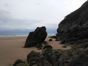 FOTOGRAFIAS DE LA PLAYA DE BERRIA EN SANTOÑA CANTABRIA (10)