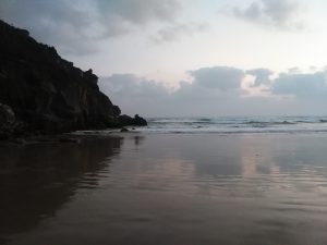 FOTOS DE LA PLAYA DE BERRIA EN SANTOÑA CANTABRIA (3)