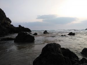 FOTOS DE LA PLAYA DE BERRIA EN SANTOÑA CANTABRIA (7)