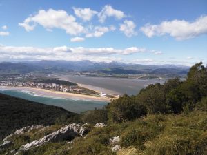 FOTOS DE LA SUBIDA AL MONTE BUCIERO DE SANTOÑA LA CRUZ DE LOS ALMENDROS (15)