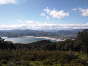 FOTOS DE LA SUBIDA AL MONTE BUCIERO DE SANTOÑA LA CRUZ DE LOS ALMENDROS (19)