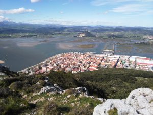 FOTOS DE LA SUBIDA AL MONTE BUCIERO DE SANTOÑA LA CRUZ DE LOS ALMENDROS (26)