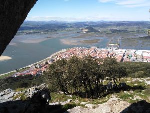 FOTOS DE LA SUBIDA AL MONTE BUCIERO DE SANTOÑA LA CRUZ DE LOS ALMENDROS (54)