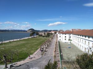 FOTOS DE LA SUBIDA AL MONTE BUCIERO DE SANTOÑA LA CRUZ DE LOS ALMENDROS (86)